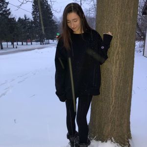 Meet your Posher, Shae